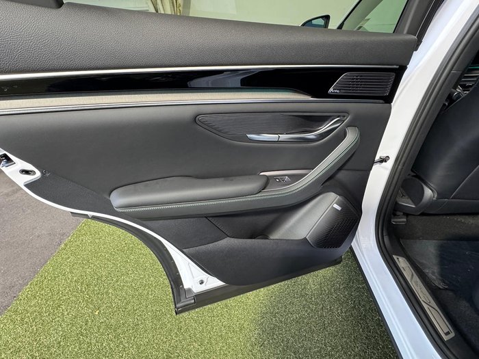 2025 BYD SEALION 6 Premium Extended Range