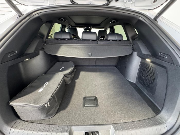 2025 BYD SEALION 6 Premium Extended Range