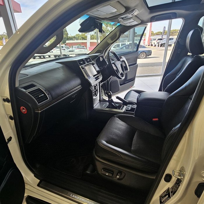 2020 Toyota Landcruiser Prado Kakadu