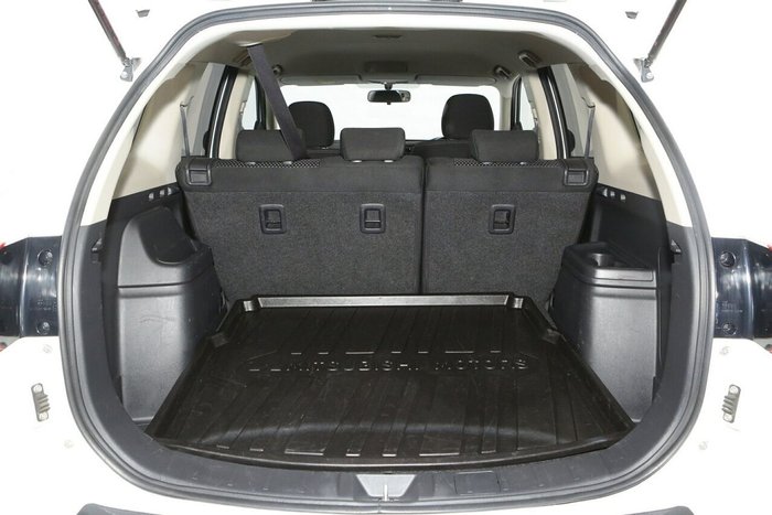 2015 Mitsubishi Outlander LS