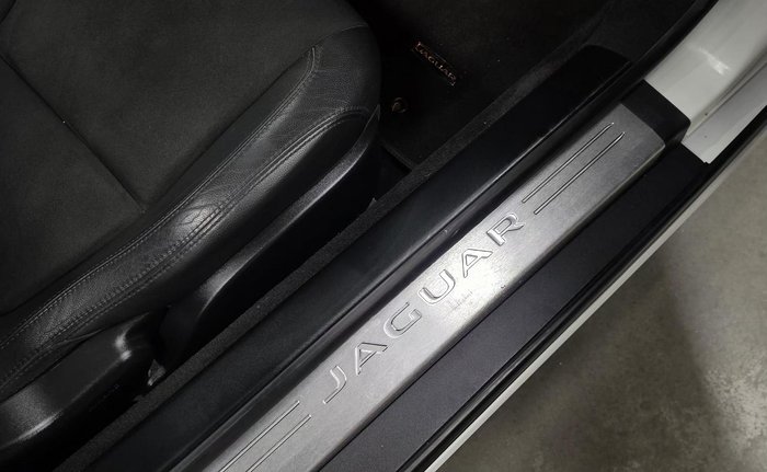 2016 Jaguar F-TYPE X152 MY17 Polaris White