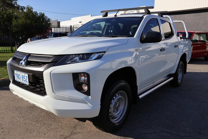 2019 Mitsubishi Triton GLX ADAS