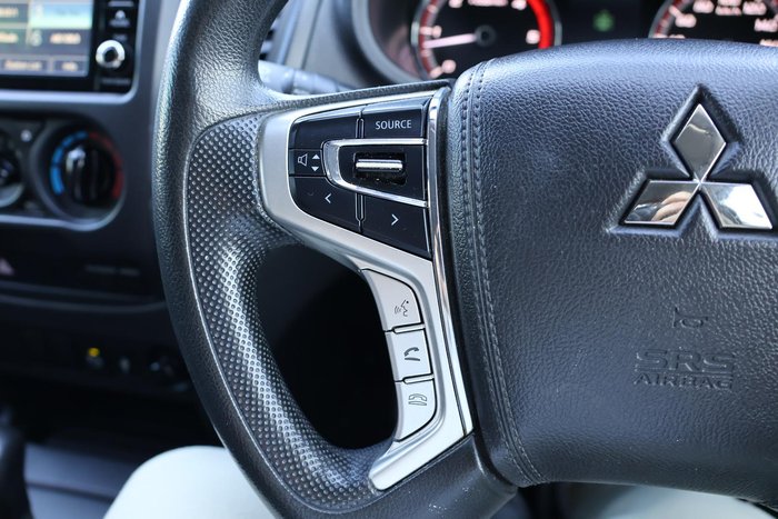 2019 Mitsubishi Triton GLX ADAS