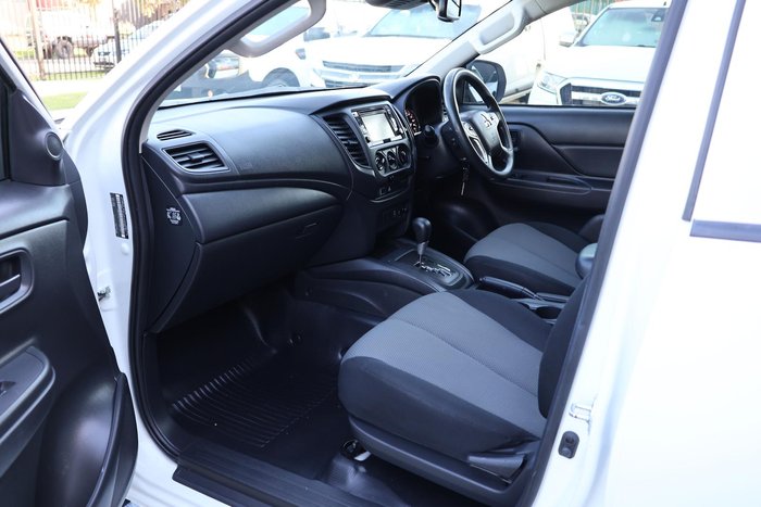 2019 Mitsubishi Triton GLX ADAS
