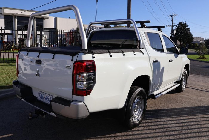 2019 Mitsubishi Triton GLX ADAS