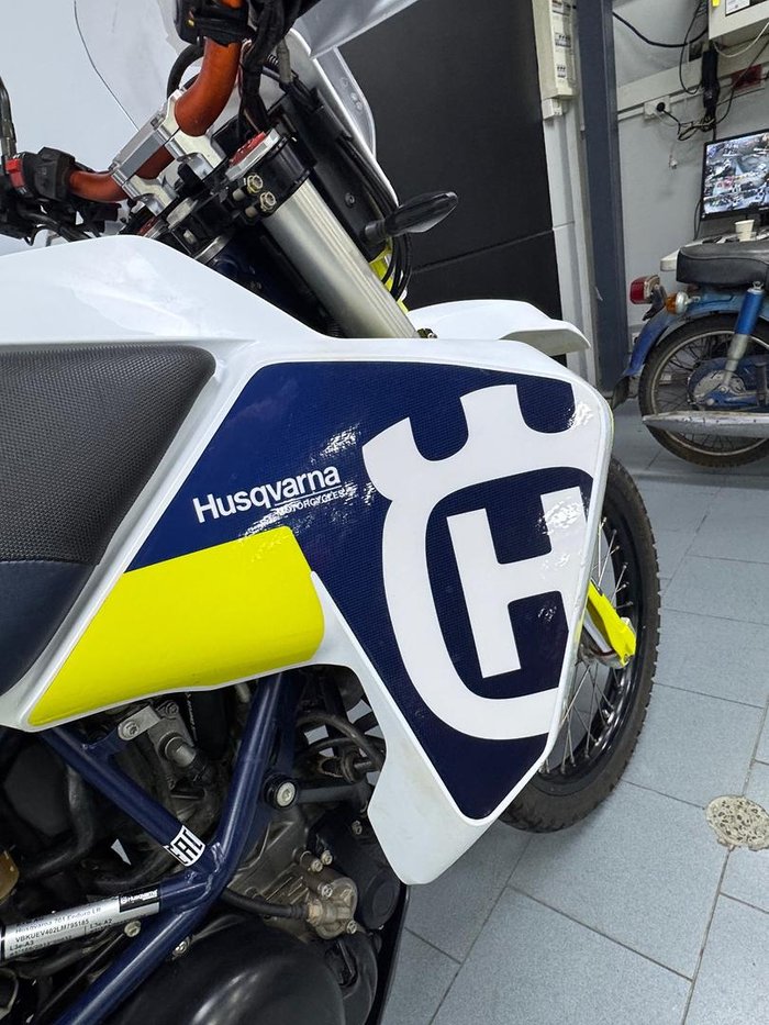 2020 Husqvarna 701 ENDURO LR 701 White