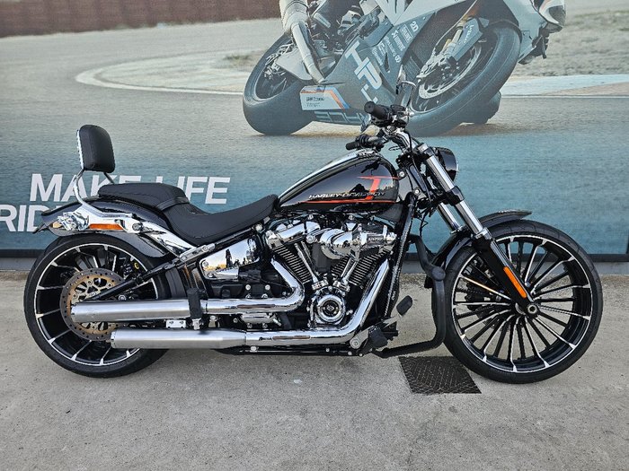 2023 HARLEY-DAVIDSON FXBR BREAKOUT (117) Black