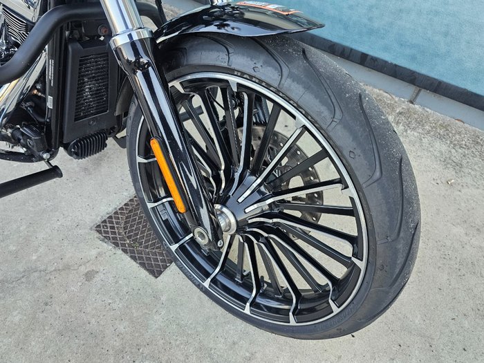 2023 HARLEY-DAVIDSON FXBR BREAKOUT (117) Black