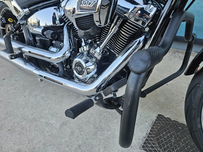 2023 HARLEY-DAVIDSON FXBR BREAKOUT (117) Black
