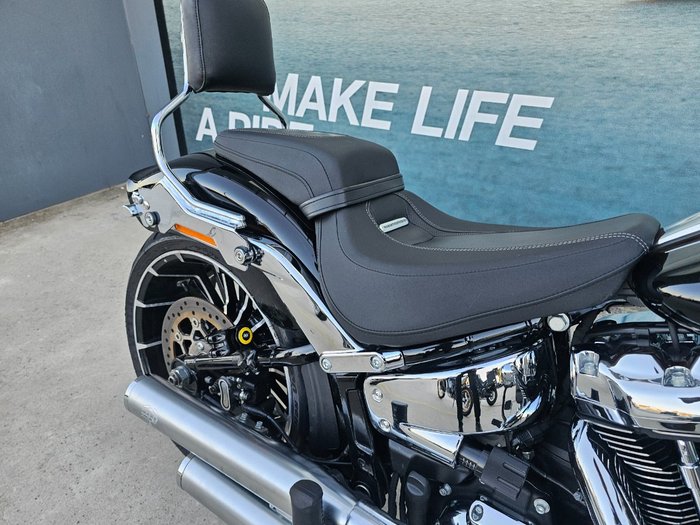 2023 HARLEY-DAVIDSON FXBR BREAKOUT (117) Black