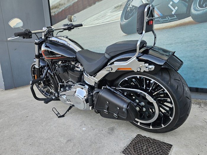 2023 HARLEY-DAVIDSON FXBR BREAKOUT (117) Black