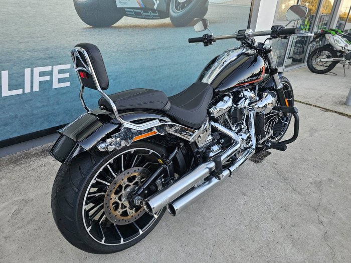 2023 HARLEY-DAVIDSON FXBR BREAKOUT (117) Black
