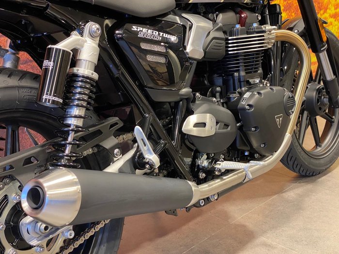 2025 Triumph Speed Twin 900 Speed Twin Black