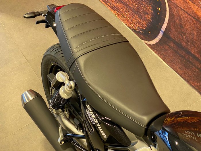 2025 Triumph Speed Twin 900 Speed Twin Black