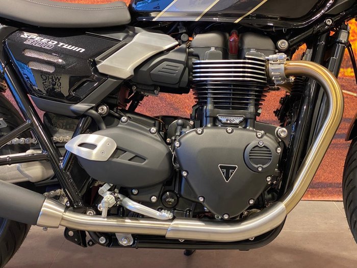 2025 Triumph Speed Twin 900 Speed Twin Black