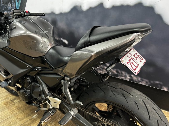 2021 Kawasaki NINJA 650L (LAMS) EX650MMFAW GREY