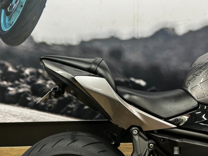 2021 Kawasaki NINJA 650L (LAMS) EX650MMFAW GREY