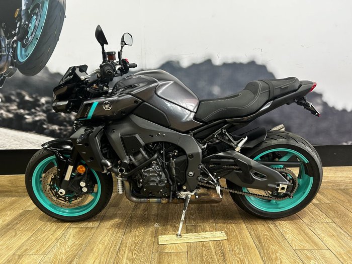 2024 Yamaha MT-10A