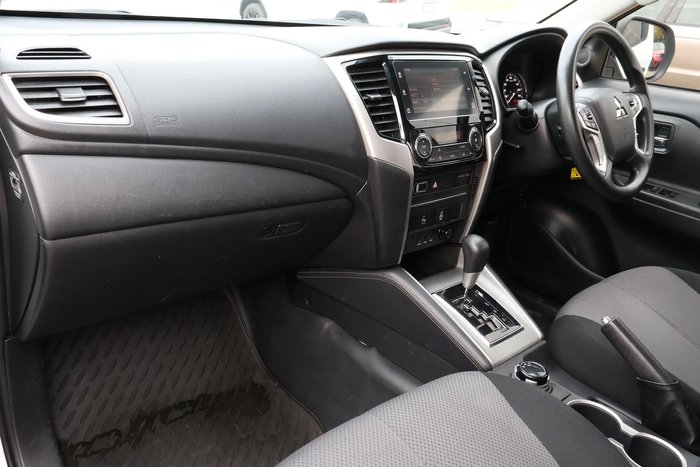 2021 Mitsubishi Triton GLX+