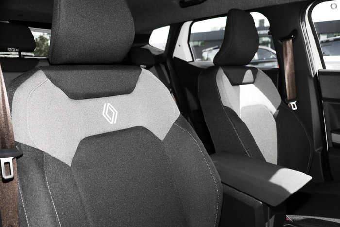 2026 Renault Duster Evolution X1311 MY26 4X4 Solid White
