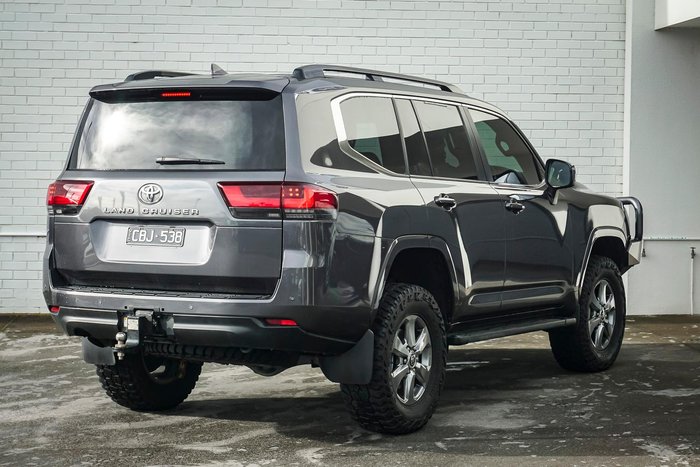 2022 Toyota Landcruiser VX