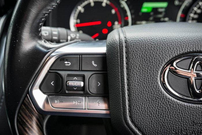 2022 Toyota Landcruiser VX