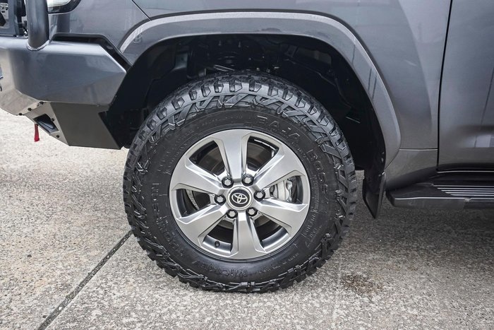 2022 Toyota Landcruiser VX