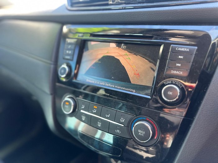 2022 Nissan X-TRAIL ST