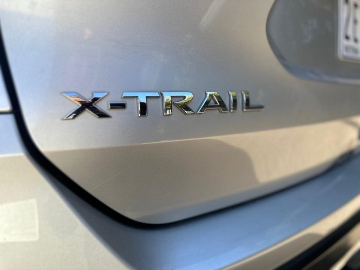 2022 Nissan X-TRAIL ST