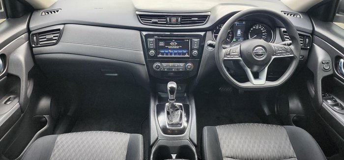 2022 Nissan X-TRAIL ST