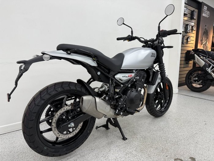 2026 Royal Enfield GUERILLA 450 Silver