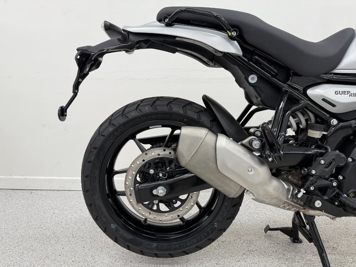 2026 Royal Enfield GUERILLA 450 Silver
