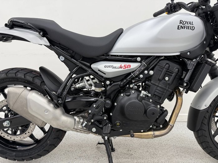 2026 Royal Enfield GUERILLA 450 Silver
