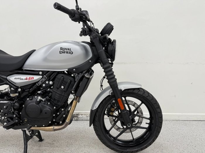 2026 Royal Enfield GUERILLA 450 Silver