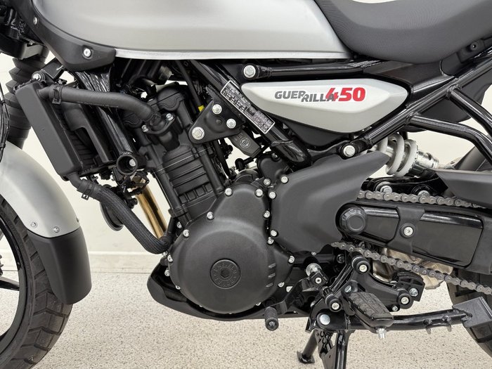2026 Royal Enfield GUERILLA 450 Silver