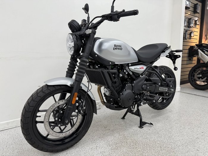 2026 Royal Enfield GUERILLA 450 Silver