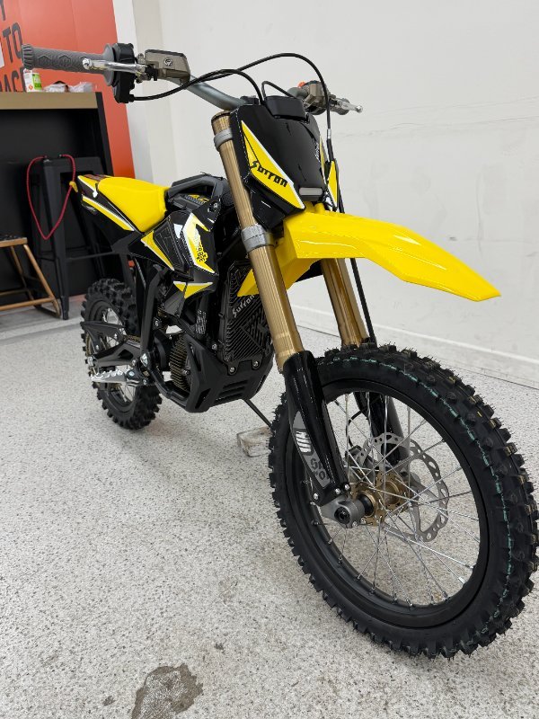2025 Sur-ron HYPER BEE Yellow