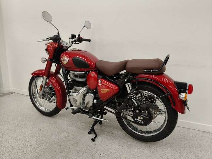 2026 Royal Enfield 2026 Royal Enfield 350CC CLASSIC 350 E5 Madras Red