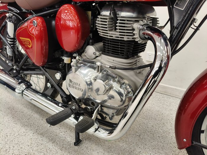 2026 Royal Enfield 2026 Royal Enfield 350CC CLASSIC 350 E5 Madras Red