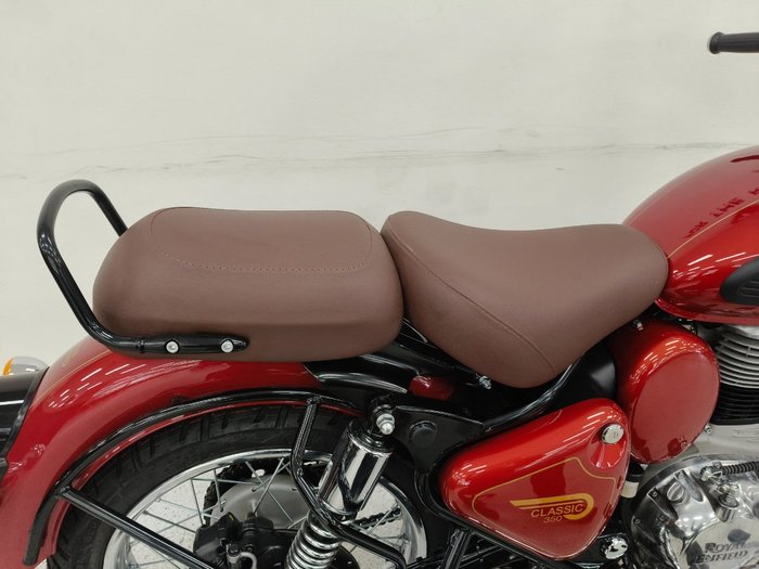 2026 Royal Enfield 2026 Royal Enfield 350CC CLASSIC 350 E5 Madras Red
