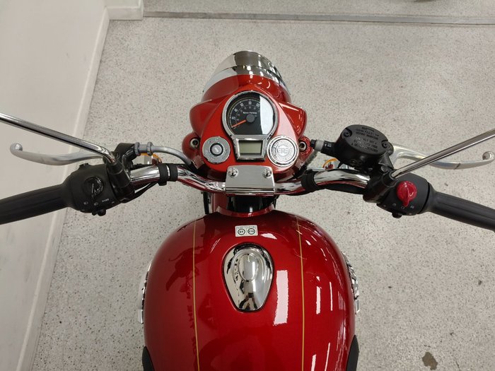 2026 Royal Enfield 2026 Royal Enfield 350CC CLASSIC 350 E5 Madras Red