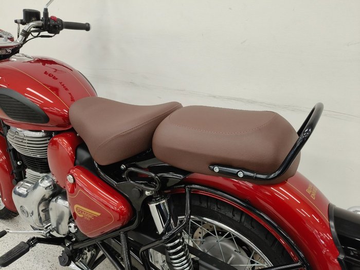 2026 Royal Enfield 2026 Royal Enfield 350CC CLASSIC 350 E5 Madras Red