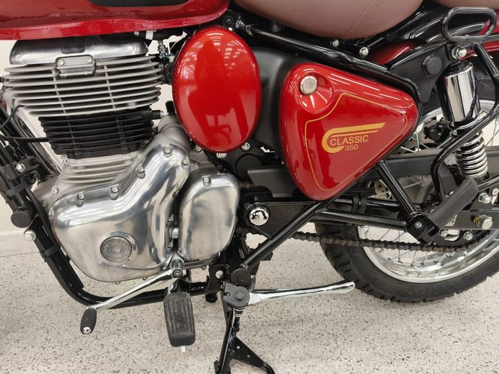 2026 Royal Enfield 2026 Royal Enfield 350CC CLASSIC 350 E5 Madras Red