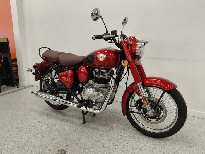 2026 Royal Enfield 2026 Royal Enfield 350CC CLASSIC 350 E5 Madras Red