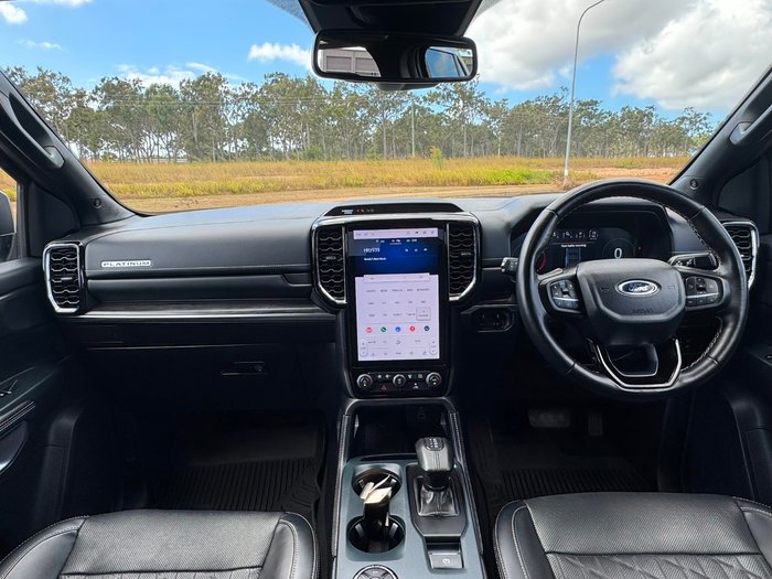 2024 Ford Everest Platinum