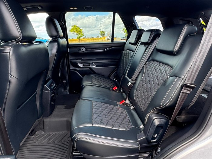 2024 Ford Everest Platinum