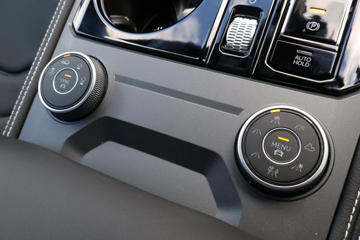 2025 Volkswagen Touareg 210TDI Wolfsburg Edition