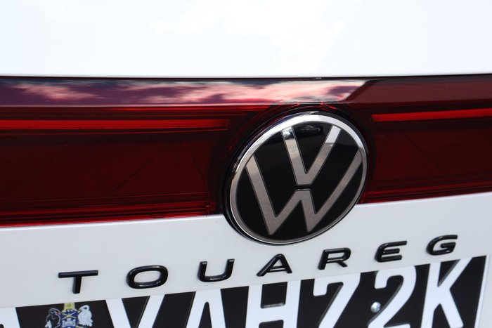 2025 Volkswagen Touareg 210TDI Wolfsburg Edition
