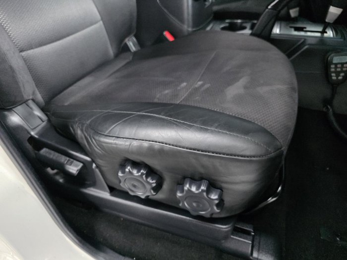2011 Mitsubishi Pajero GLX
