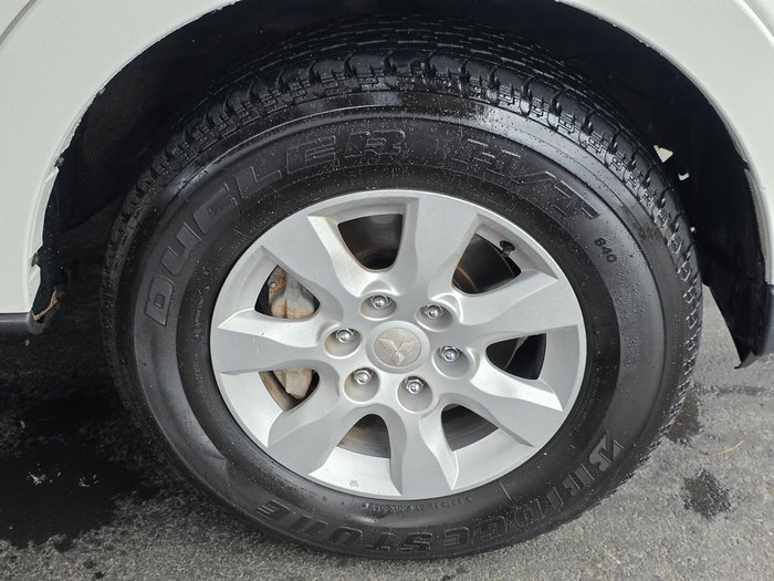 2011 Mitsubishi Pajero GLX